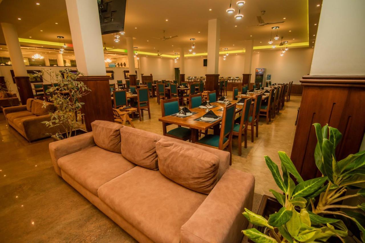 Royal Reach Udawalawe酒店 外观 照片