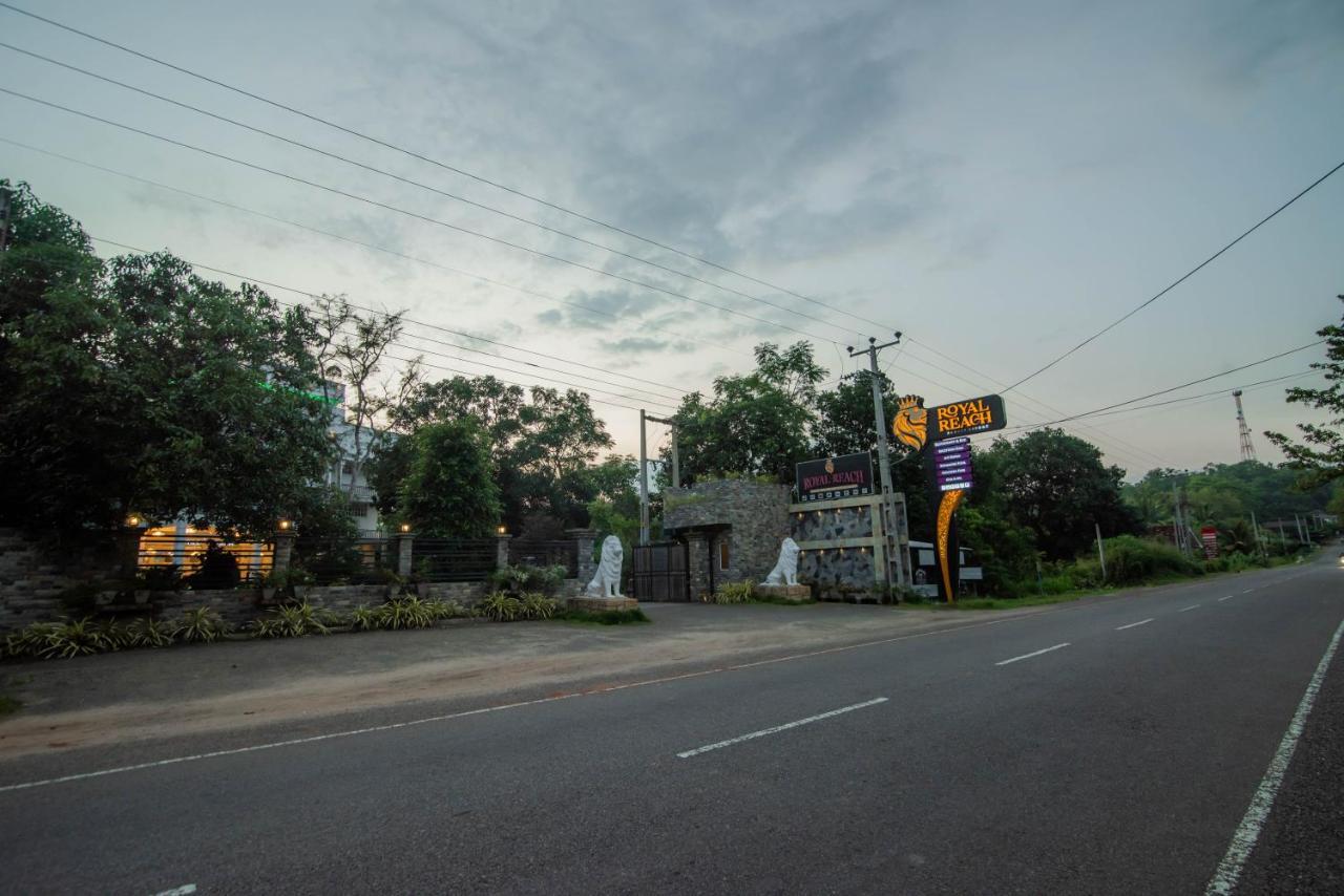 Royal Reach Udawalawe酒店 外观 照片